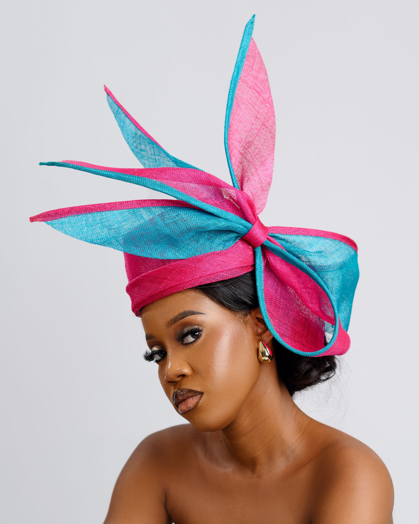 Royal Affair fascinator